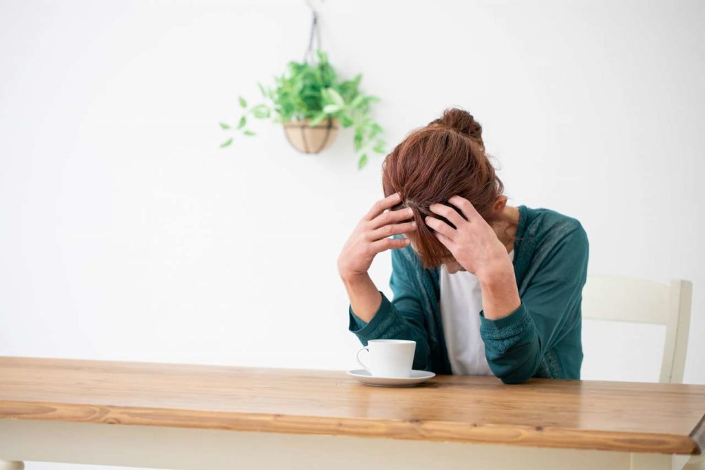 二重切開の痛みはどのくらい？いつまで続く？【美容外科医湯田講座】